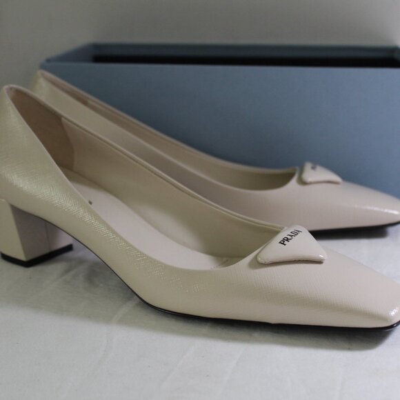 NWOB PRADA Modellerie Square Toe Pumps Kitten Heel Saffiano Leather Pump 41 - Picture 1 of 7